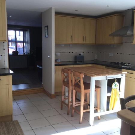 6 Beili Priory Daire Abergavenny Dış mekan fotoğraf