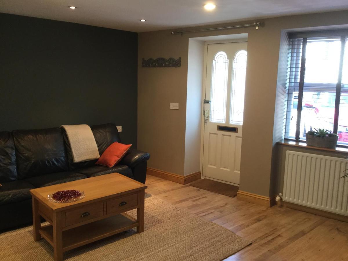 6 Beili Priory Daire Abergavenny Dış mekan fotoğraf